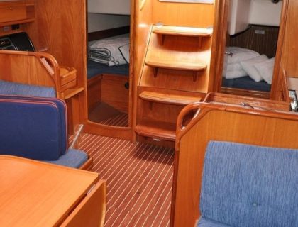 Velero Bavaria 37 Jappy Barcelona - Cabina